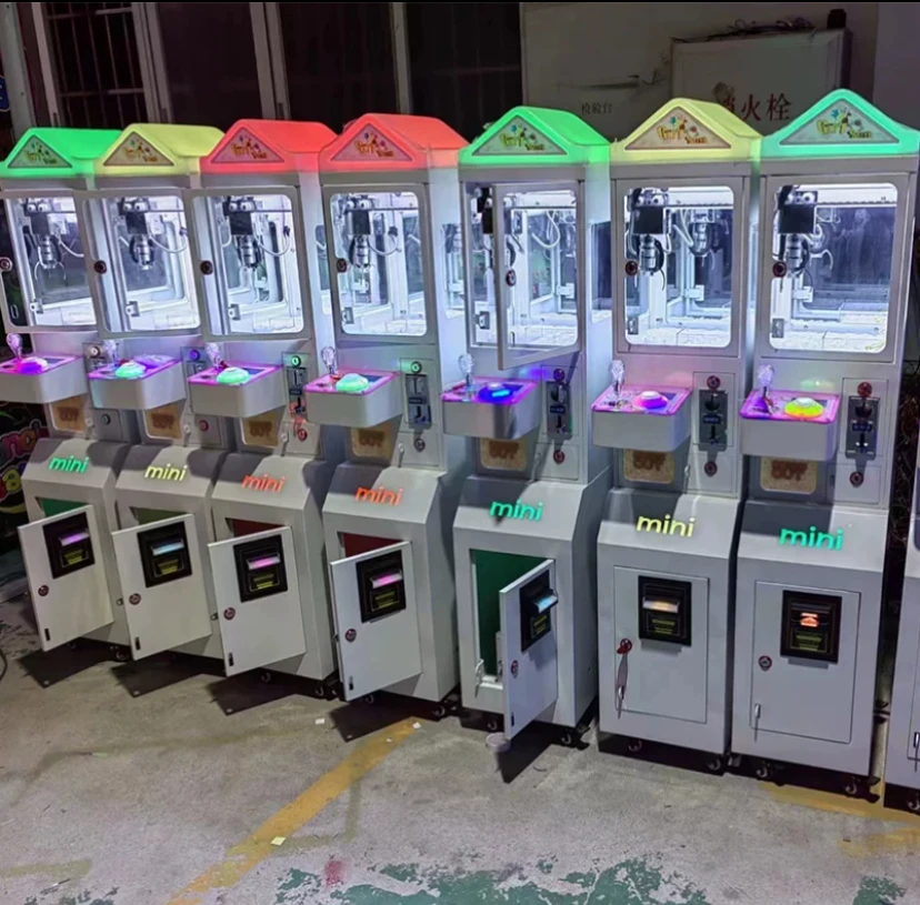 Arcade Toy Vending Machine - Mini Macchina Artiglio Gigante a Moneta