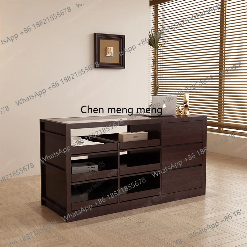 Glass Cabinet Display - Negozio di abbigliamento da donna Nakashimadai