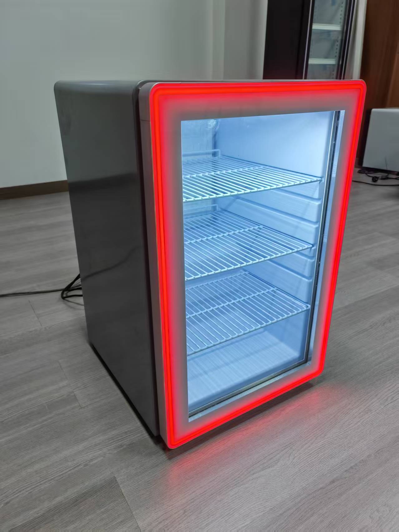 Frigorifero Commerciale per Be - Glass Cabinet Display recensione e prezzo
